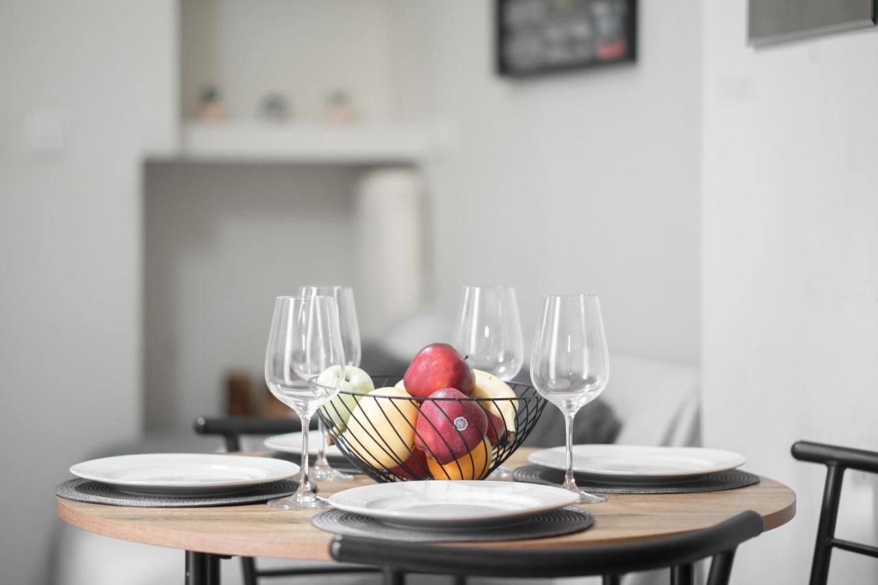 Cozy Cityscape Apartment In Athens Ngoại thất bức ảnh